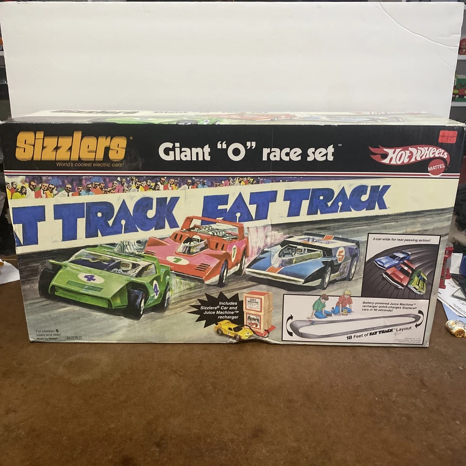 Mattel Hot Wheels Sizzlers Giant "O" Race Set NIB - Image 1 of 4