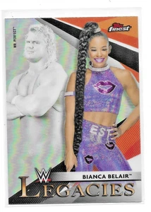 Topps Finest WWE 2021 Bianca Belair #L-3 Legacies Insert Silver Refractor casi nuevo/muy bueno - Imagen 1 de 2