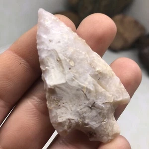 MLC s5258 2 1/4” Highly Translucent Stemmed Arrowhead X Bill Dickey Collection - Picture 1 of 6