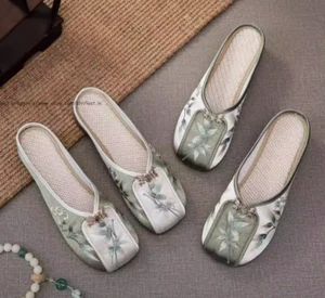 Embroidered Flower Women Shoes Comfortable Flats Chinese Style Cotton Slippers - Picture 1 of 25
