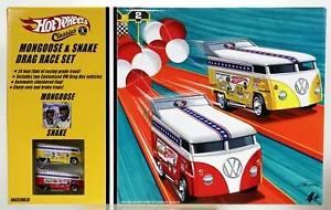 Hot Wheels Classics Mongoose & Snake VW Drag Bus Race Set - J4225 NRFB 2005 1:64 - Picture 1 of 6