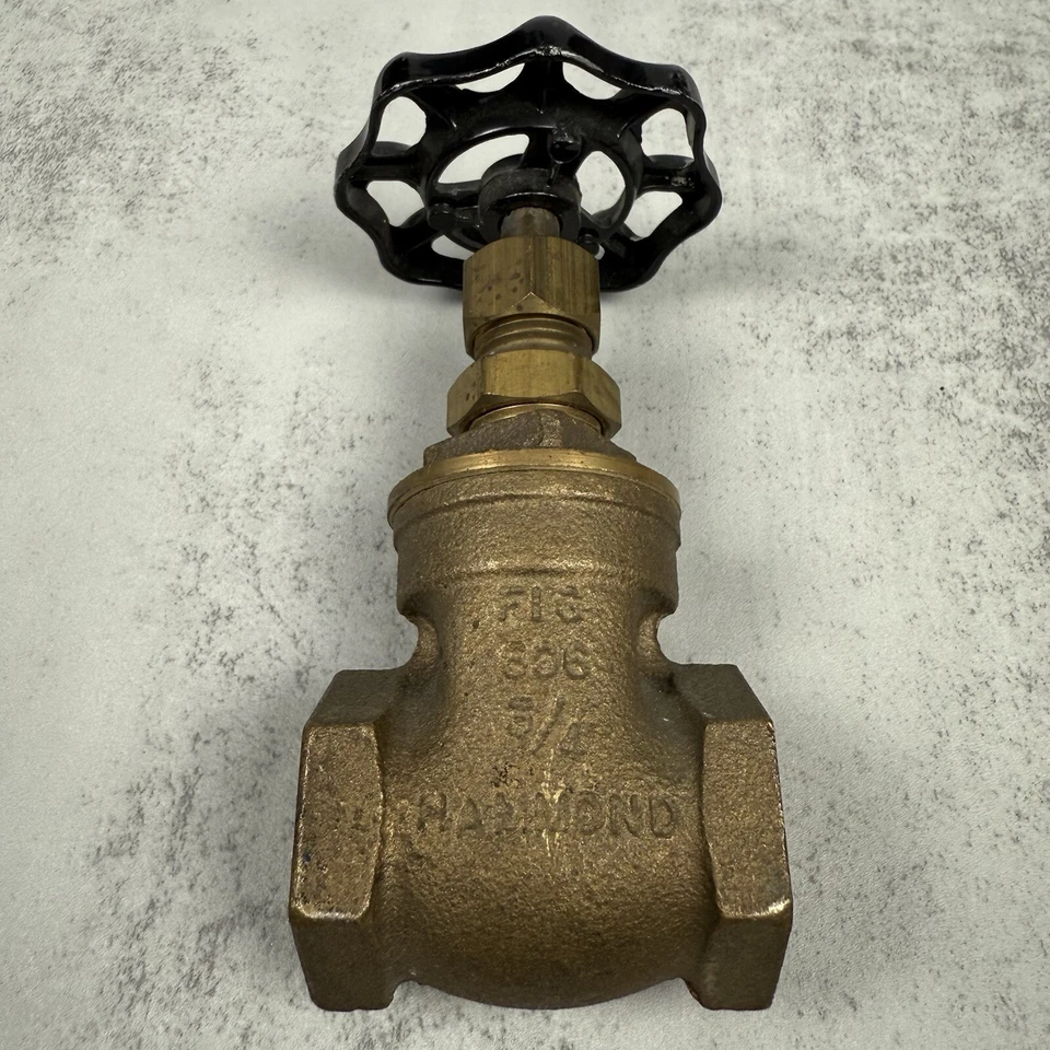 3/4” Hammond FIG 606 Threaded Gate Valve Bronze Black Handle New Old Stock - Image 1 of 4