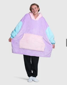 The Oodie Wearable Hooded Blanket Splice Pink, Sky Blue Adult 14+ New Camping - Picture 1 of 7