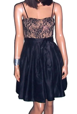 Vestido de renda Aidan Mattox preto bege floral 4 - Imagem 1 de 4