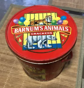 Barnum's Animal Crackers 1991 cubo de hojalata con mango de plástico rojo 6" justo cndtn - Imagen 1 de 12