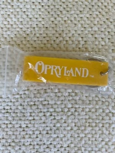 Opryland Key Chain Yellow - Picture 1 of 2