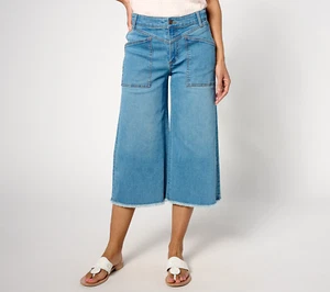 Denim & Co. Canyon Retreat Easy Stretch Gaucho with Patch Pockets Light Wash 26 - Picture 1 of 5