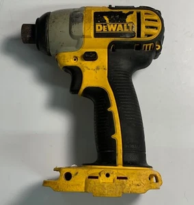 Used Dewalt DCF826 18V Impact Driver 1/4" HEX Bare Tool Only - Picture 1 of 6