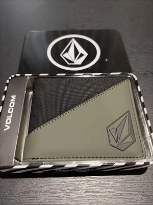 New Volcom Sport Active Designer Mens Street Style Logo Bi Fold Wallet In Box - Image 1 of 4