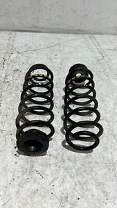VOLKSWAGEN POLO 2017 1.2TSI , GENUINE PAIR OF REAR COIL SPRINGS - Picture 1 of 7