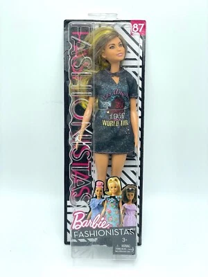 FASHIONISTAS BARBIE 娃娃 FJF47 #87 1959 世界巡回赛洛杉矶裂纹包 — 第 1/4 张图片
