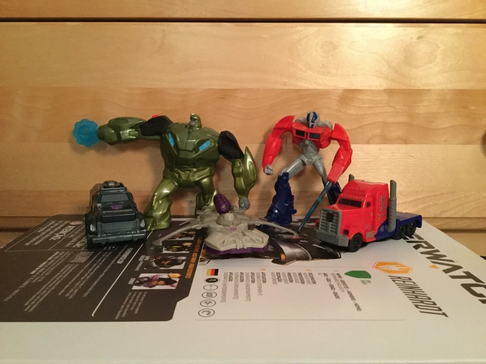 Transformers Prime McDonalds toy lot - Image 1 of 1