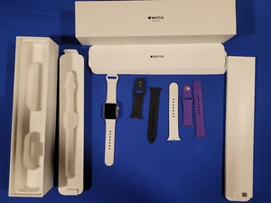 Apple Watch Series 3 Aluminum For Parts Or Repair - Photo 1 sur 15