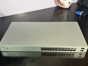 Przełącznik Ubiquiti Networks UniFi 24-portowy przełącznik PoE 1000Mbps - Zdjęcie 1 z 2