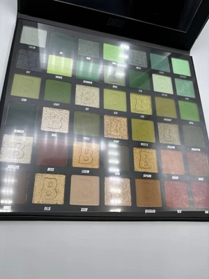 Beauty Bay Eyeshadow Palette Earthy  - Image 1 of 3