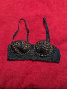 Reggiseno con ferretto balconcino in pizzo blu Adore Me taglia 34A - Foto 1 di 7