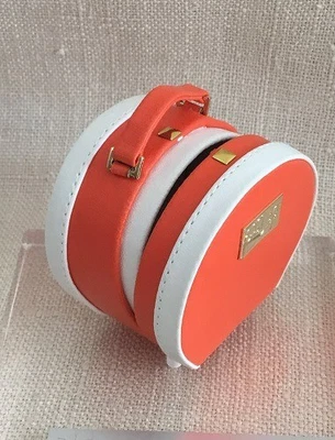 CAIXA DE CHAPÉU DE VER AS MIRAS MAEVE LTD 12,5" E59TH ST BONECA BRINQUEDOS INTEGRIDADE - Imagem 1 de 2