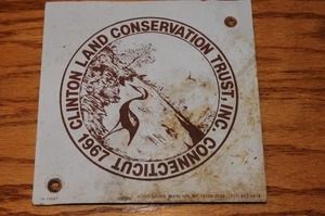 Vintage 1967 Clinton Connecticut Conservation Trust Inc. Schild mit Reiher Vogel * - Bild 1 von 12