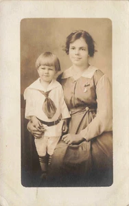 VINTAGE RPPC REAL PHOTO POSTCARD 24 YEAR OLD MOTHER WITH 2 YR OLD CHILD 032122 R - Picture 1 of 2