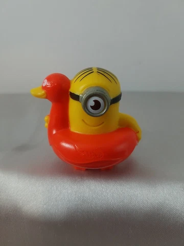 2019 McDonalds Figurine Toy Despicable Me Minion Figure in Swim Inner Tube Float Cover