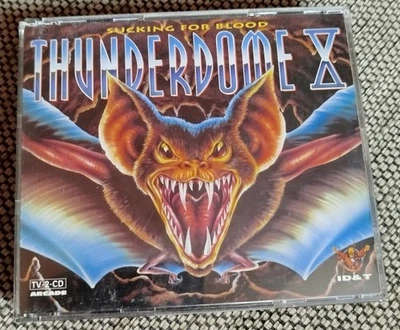 !!! CD Box Thunderdome X - Lesen !!! - Bild 1 von 2