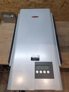 Wechselrichter Fronius IG 40 4,200,004 Outdoor 1 J. Gewährleistung - Bild 1 von 4