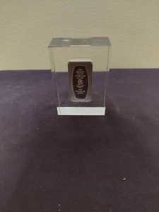 Franklin Mint - 1972 Father's Day Sterling Silver Ingot in Lucite - 1000 Grains - Picture 1 of 9