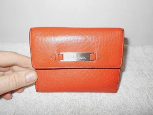 Cole Haan DAMEN-GELDBÖRSE AUS KÜRBISORANGEFARBENEM LEDER MIT DREIFACHFALTUNG - Bild 1 von 3