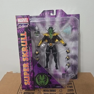 Figura de acción Marvel Select Super Skrull 8" Marvel 2022 Diamond Select Disney Foto 1 de 4