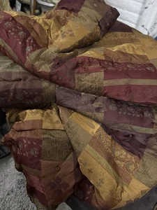 Croscill Galleria Red Patchwork Old World King Comforter Only Luxury Bedding - Picture 1 of 6