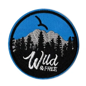 Écusson patche nature montagne randonnée wild and free patch badge thermocollant - Picture 1 of 6