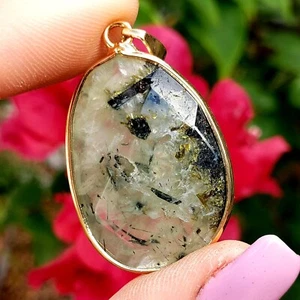 Colgante de piedras preciosas curativas de cristal natural Prehnita con epidota de África - #1 - Imagen 1 de 6