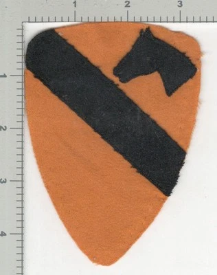 30's Made US Army 1st Cavalry Division Patch Inv# K4721 - Image 1 of 2