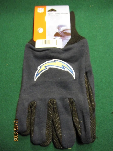 SAN DIEGO CHARGER'S  SPORTS UTILITY GLOVES, NEW WITH TAGS Cover