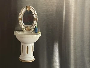 ACME Fridge Magnet Old fashioned BATHROOM VANITY Vintage 1996 Mirror Miniature - Picture 1 of 6