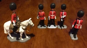 Timpo British Grenadiers Ceremonial Guard Set - 1970s - Lot 41 - Picture 1 of 1