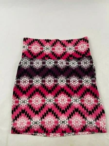 Charlotte Russe Mini Straight Skirt Women's Size Small Pink Aztec Herringbone - Picture 1 of 6