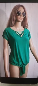 Diana Belle Woman’s Top Sz M Green Polyester Spandex Sleeveless Sparkles Bl.100 - Picture 1 of 5