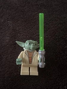 LEGO Star Wars - Yoda (2013) Lego Brand Yoda Minifigur aus dem Star Wars Thema - Bild 1 von 2