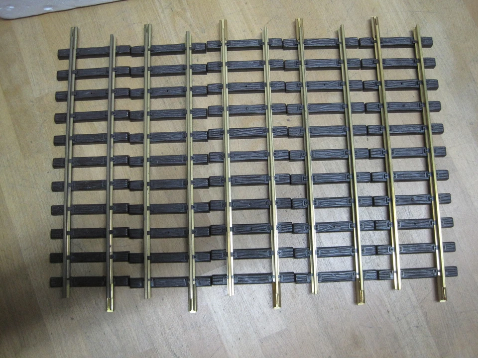 LGB 1000 Straight 30cm 5 Pieces Good Used - Image 1 of 1