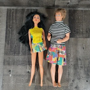 Muñecas Barbie 1966 vintage y Ken 1968 con ropa pelo negro castaño ojos azules - Imagen 1 de 5