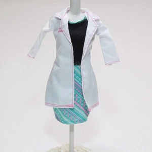 Barbie Careers Eye Doctor Replacement Outfit 2015 - Picture 1 of 5