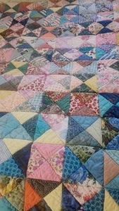 Edredón cosido a mano vintage Crazy Triangle Pyramid doble cara hecho a mano 60"x 88" - Imagen 1 de 14