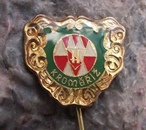 Kromeriz Kremsier Crest City Coat of Arms Heraldic Shield Souvenier Pin Badge - Picture 1 of 4