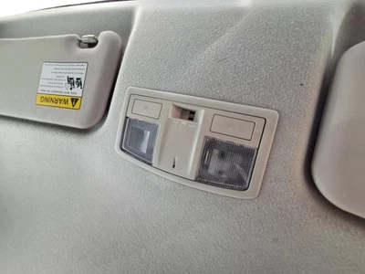 Consola techo delantero sin techo corredizo compatible con 10-13 MAZDA 3 2714806 Foto 1 de 2