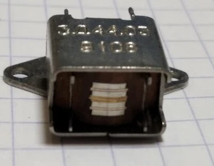 One 3Д44.02 3D44.02 cassete deck 4 track universal head - Picture 1 of 2