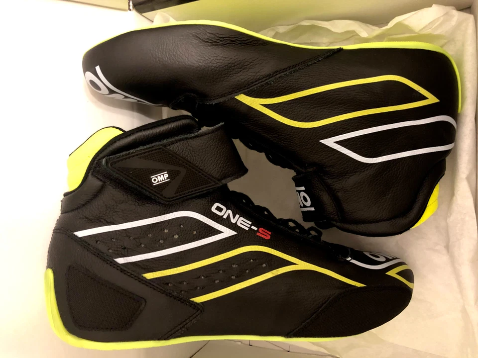 STIVALETTO PELLE SCARPA KART IGNIFUGO NERO GIALLO 42 OMP ONE-S IC/822 SENZA OMOL - Immagine 1 di 4