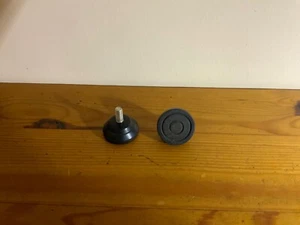 NAUTILUS T628 TREADMILL ADJUSTABLE RUBBER FEET - ONE PAIR - Picture 1 of 1