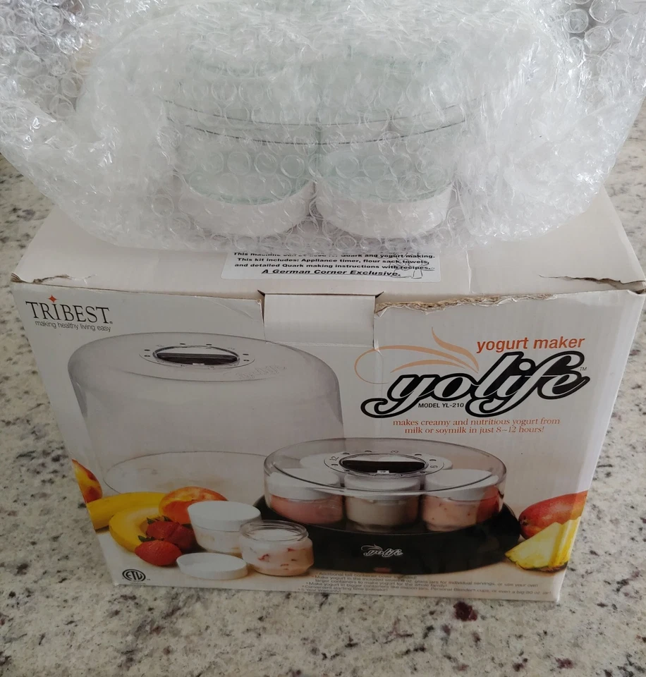 Yogurtera Tribest YoLife incluye frascos de 6 oz y frascos de 12 oz  Foto 1 de 4