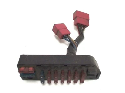 caja de relés fusibles para HONDA CBR 1000 F 1987-1988 usado 164923 - Imagen 1 de 4